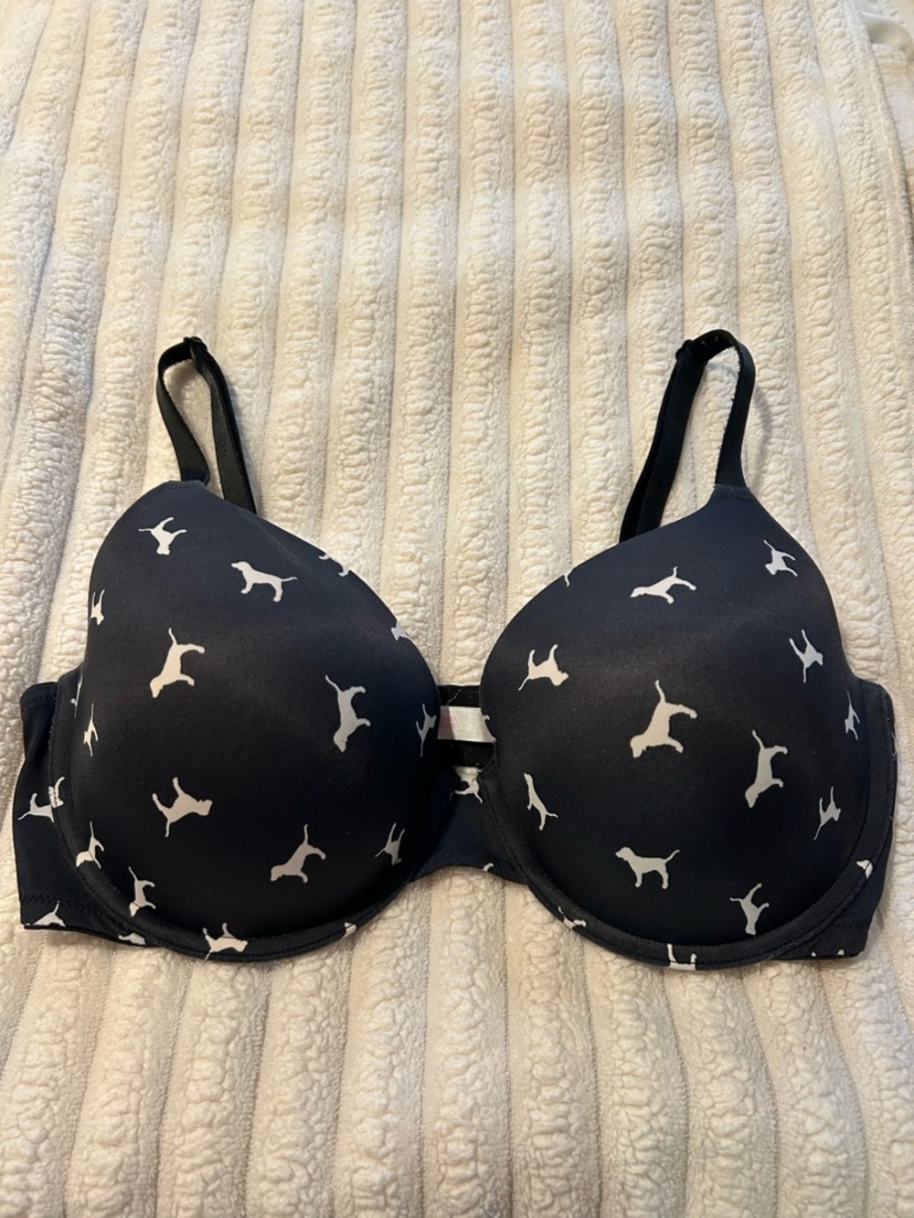 Victoria's Secret PINK Wear Everywhere Women’s T-Shirt bra Size 36DD/GENTLY WORN